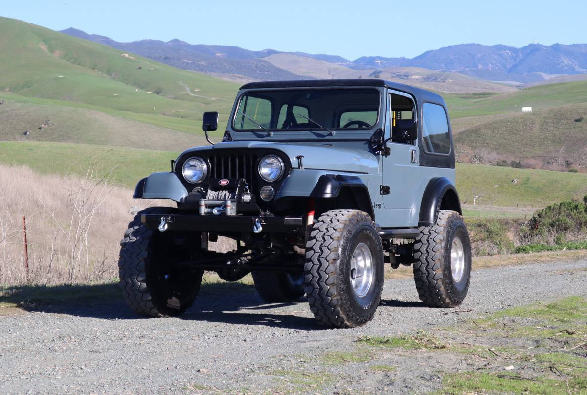 1982 Jeep CJ7, supercharged on propane, 37s - BuiltRigs