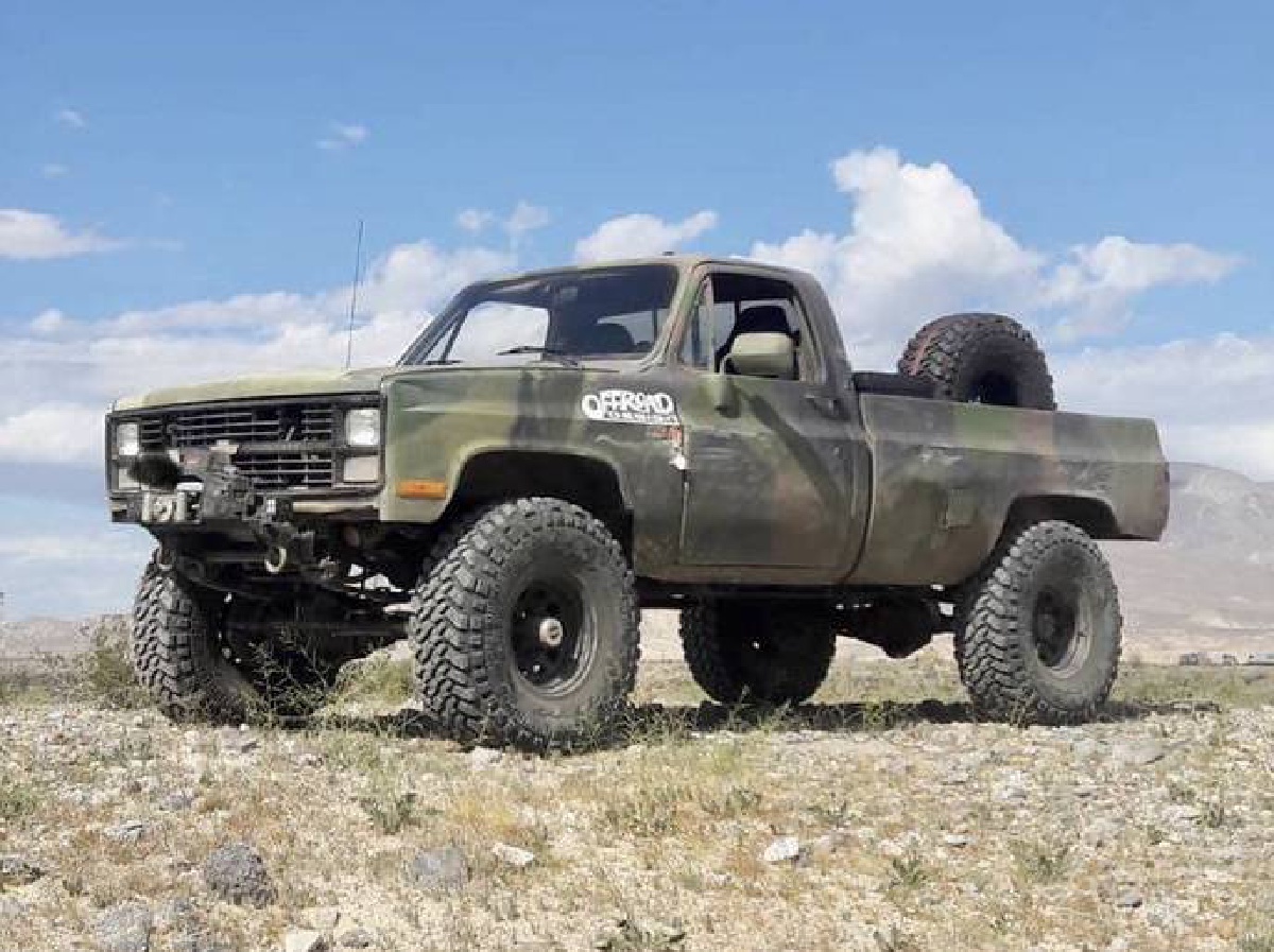 1984 Chevy M1008 CUCV on 40s, locked 1 tons, 5.33 low, diesel - BuiltRigs