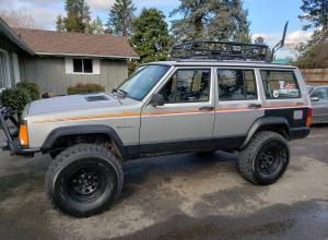 1991 Jeep Cherokee XJ, locked, 33s, winch For Sale