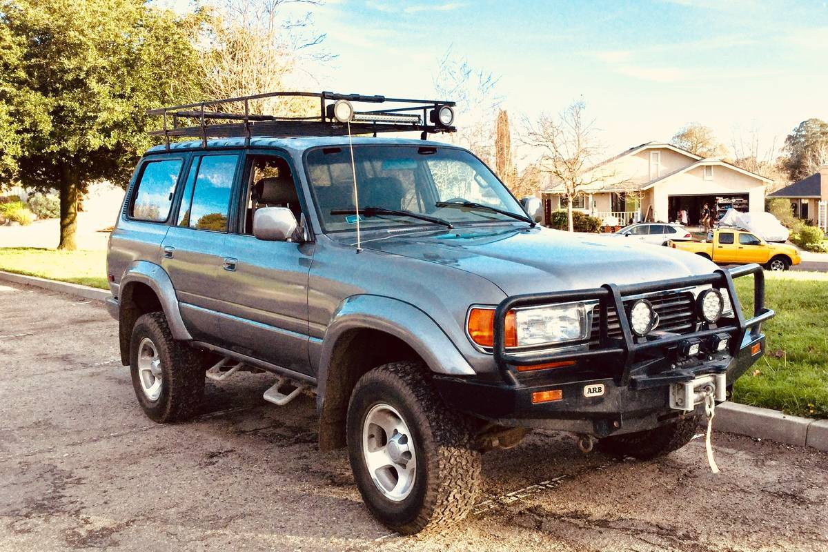 1996 Toyota Land Crusier FJ80, winch, posi, OME lift - BuiltRigs