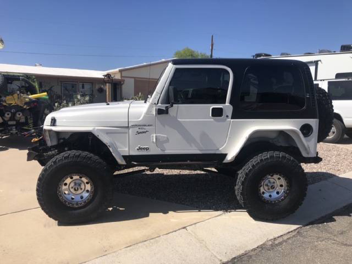 2001 Jeep Wrangler TJ, 26k miles, ARBs, 4.88s - BuiltRigs